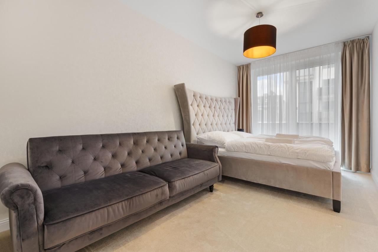 דירות ברטיסלאבה Lam Jegeho Alej - Jacuzzi - Free Parking מראה חיצוני תמונה