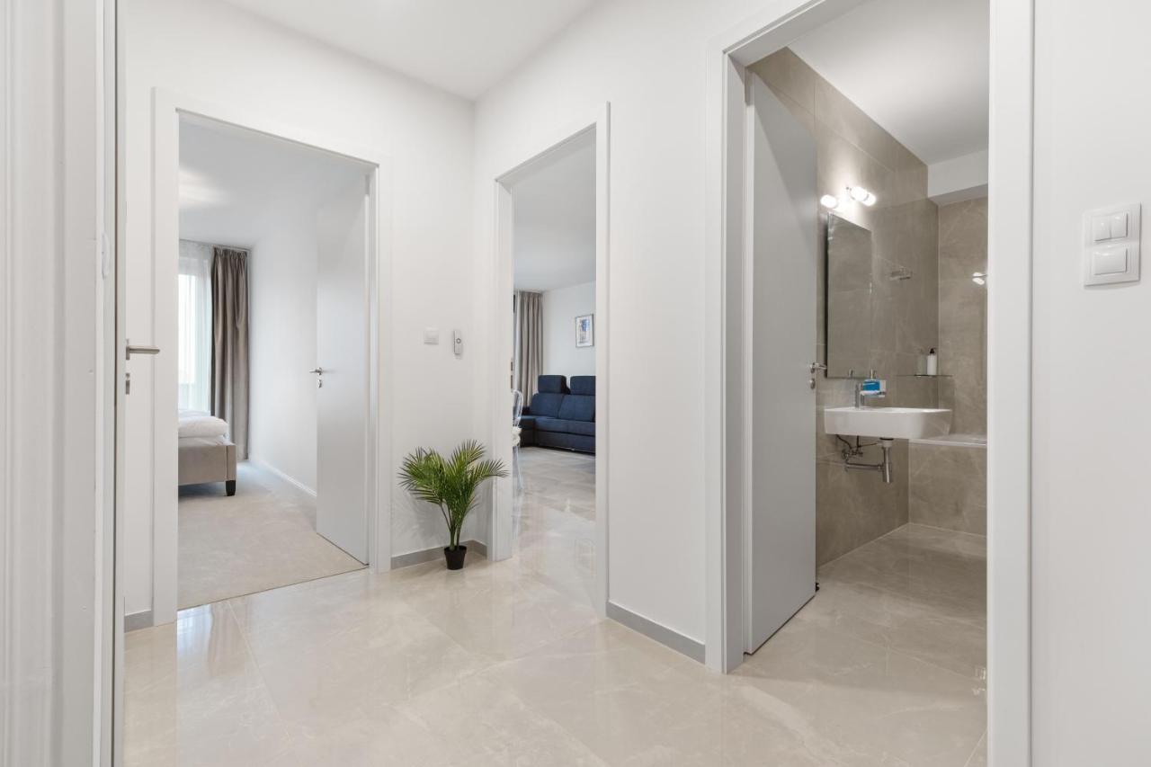 דירות ברטיסלאבה Lam Jegeho Alej - Jacuzzi - Free Parking מראה חיצוני תמונה